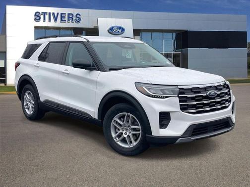 Star White 2026 Ford Explorer Active