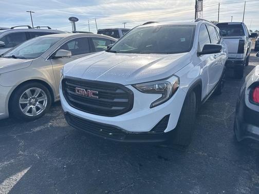 2020 GMC Terrain SLE