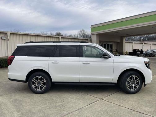 Star White 2026 Ford Expedition Max Active