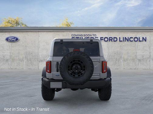 Avalanche Gray 2026 Ford Bronco Outer Banks
