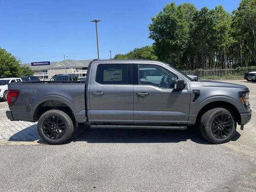 Carbonized Gray Metallic 2026 Ford F-150 XLT