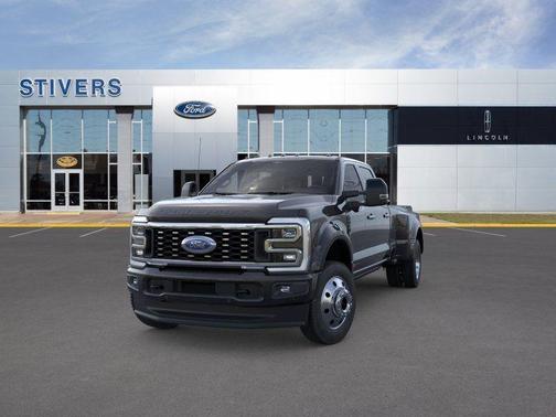 Agate Black Metallic 2026 Ford F-450 Platinum