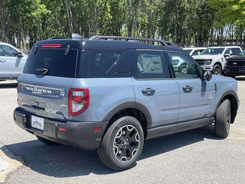 Azure Gray Metallic 2026 Ford Bronco Sport Outer Banks