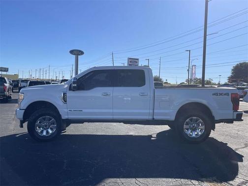 2022 Ford F-250 Platinum
