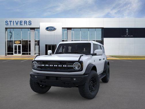 White 2026 Ford Bronco Outer Banks