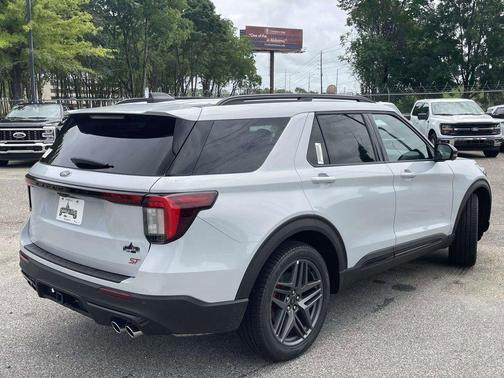 Space White Metallic 2026 Ford Explorer ST