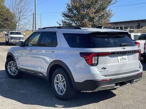 2026 Ford Explorer 