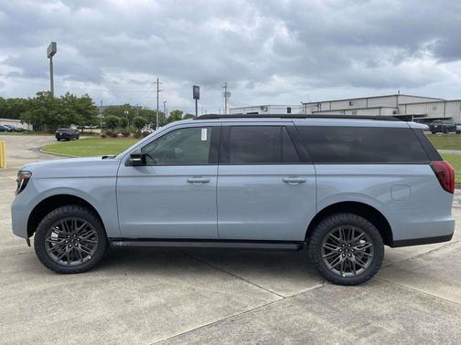 Glacier Gray Metallic 2026 Ford Expedition Max Platinum