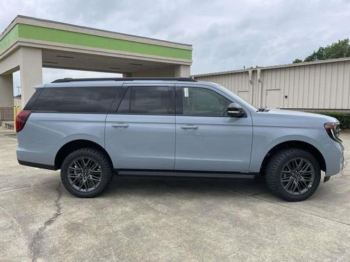 Glacier Gray Metallic 2026 Ford Expedition Max Platinum