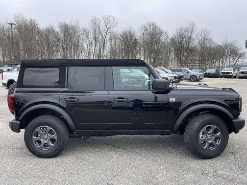 Shadow Black 2026 Ford Bronco Big Bend