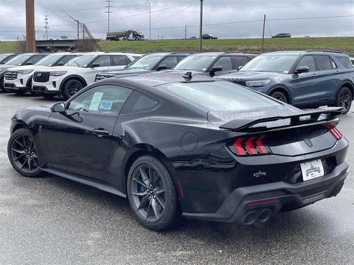 2026 Ford Mustang Dark Horse