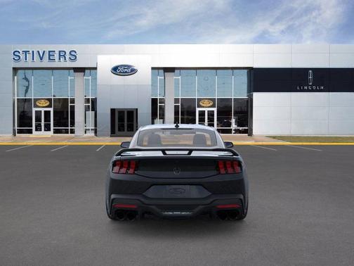 2026 Ford Mustang Dark Horse