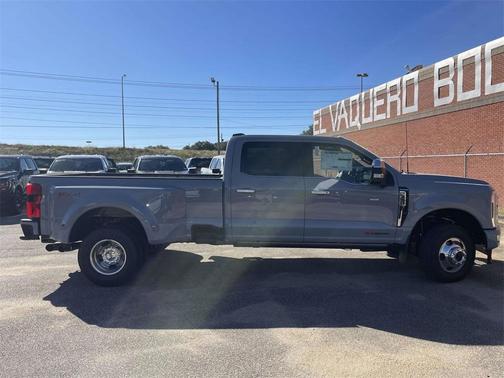 2025 Ford F-350 Platinum