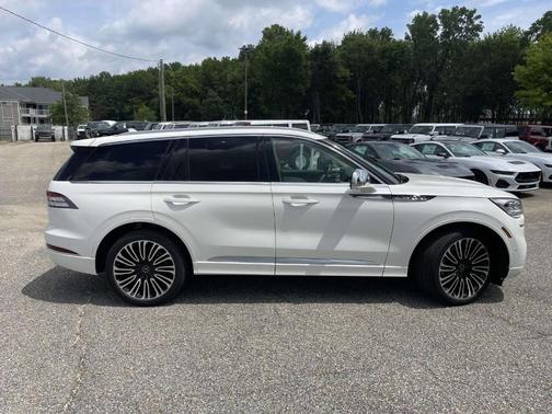 Pristine White 2021 Lincoln Aviator Black Label AWD