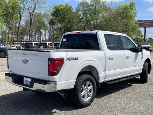 Oxford White 2026 Ford F-150 XLT