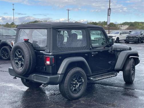 2025 Jeep Wrangler Sport