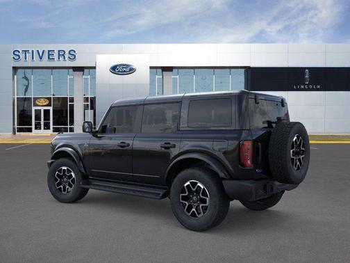 Black 2026 Ford Bronco Outer Banks
