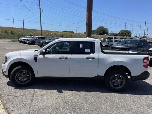 Oxford White 2026 Ford Maverick XLT