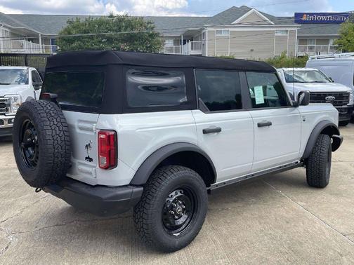 Avalanche Gray 2026 Ford Bronco Big Bend