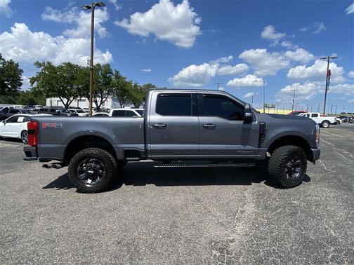 2023 Ford F-250 Lariat