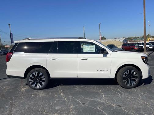 2025 Ford Expedition Max Platinum