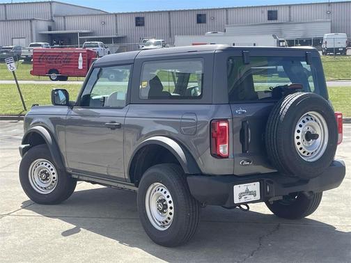 2025 Ford Bronco Base