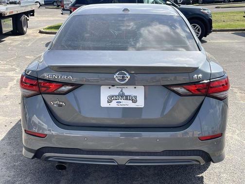 Gun Metallic 2022 Nissan Sentra SR