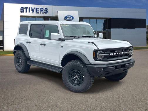 White 2026 Ford Bronco Outer Banks