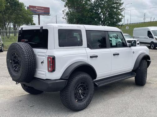 White 2026 Ford Bronco Outer Banks
