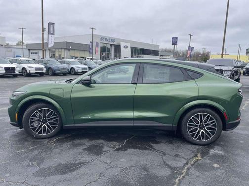 Eruption Green Metallic 2025 Ford Mustang Mach-E Premium