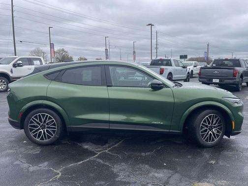 Eruption Green Metallic 2025 Ford Mustang Mach-E Premium