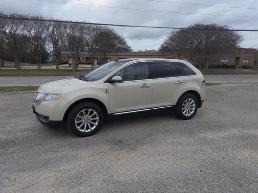 2014 Lincoln MKX Base