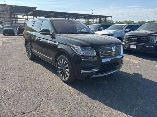 Black 2020 Lincoln Navigator Reserve
