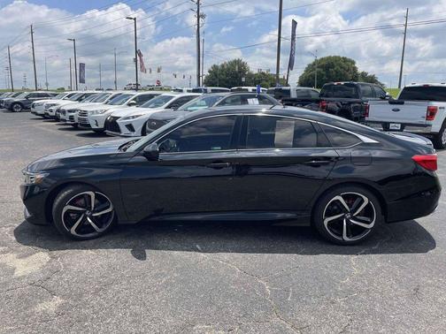 Crystal Black Pearl 2021 Honda Accord Sport 1.5T