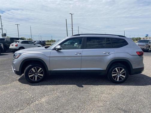 2022 Volkswagen Atlas 2.0T SE