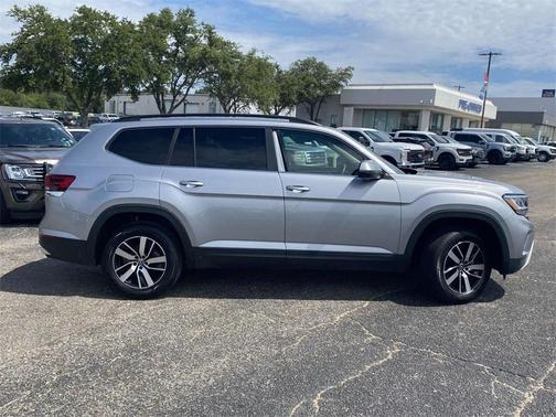 2022 Volkswagen Atlas 2.0T SE
