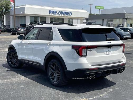 2025 Ford Explorer ST