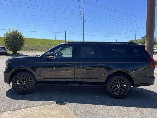 Agate Black Metallic 2026 Ford Expedition Max Platinum