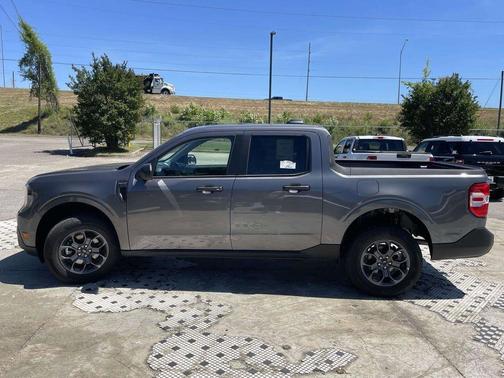 Carbonized Gray Metallic 2026 Ford Maverick XLT