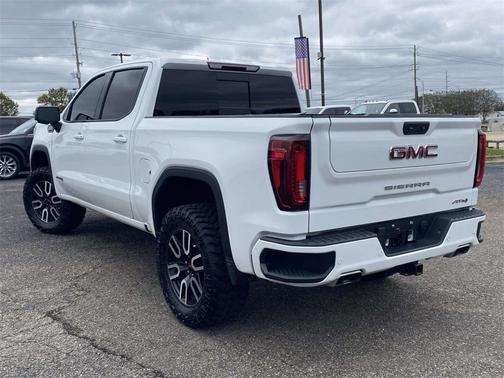2022 GMC Sierra 1500 AT4