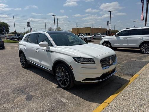 2022 Lincoln Nautilus Reserve