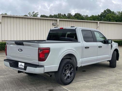 Avalanche 2026 Ford F-150 STX