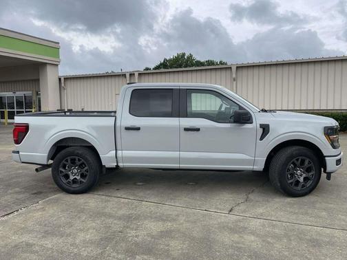 Avalanche 2026 Ford F-150 STX