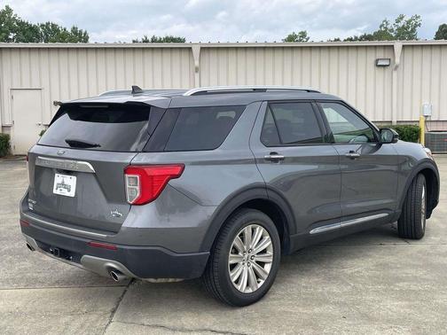 Carbonized Gray Metallic 2022 Ford Explorer Limited