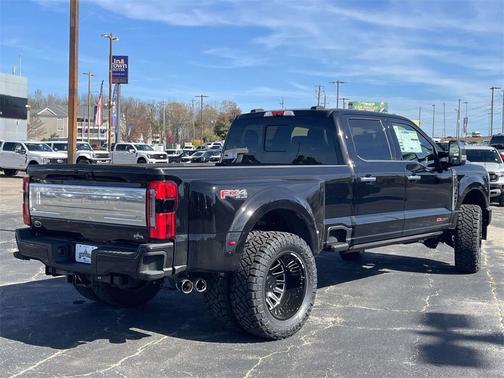 2025 Ford F-350 Platinum