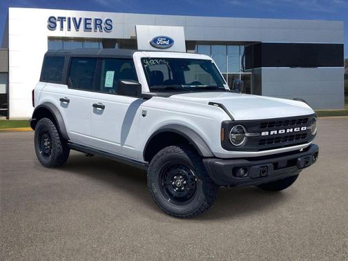 Oxford White 2026 Ford Bronco Big Bend