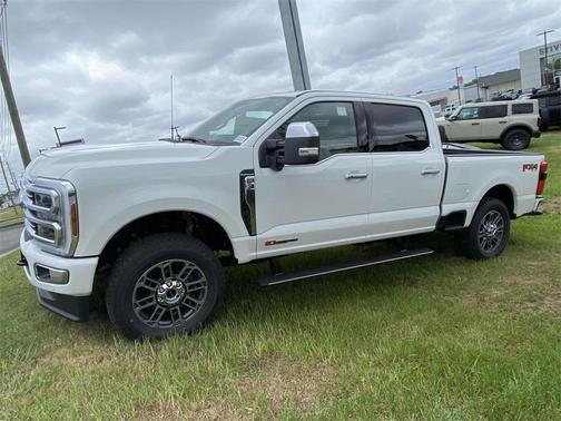 2025 Ford F-350 Platinum