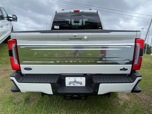 2025 Ford F-350 Platinum
