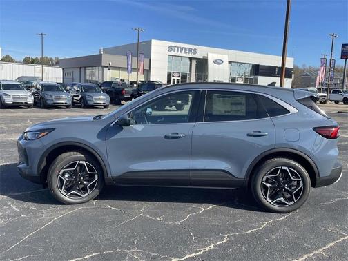 2026 Ford Escape Platinum