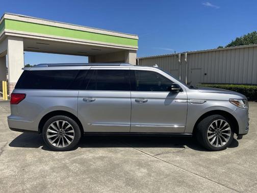 Silver Radiance 2020 Lincoln Navigator L Reserve